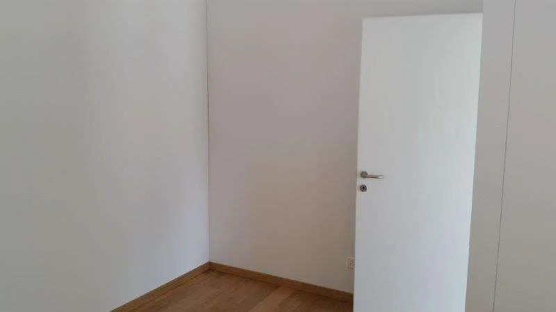 Appartamento 3.5 loc. con terrazza e giardino – foto 7 di 8