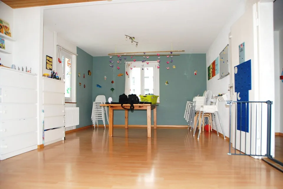 Casa a due famiglie affascinante con terreno edificabile