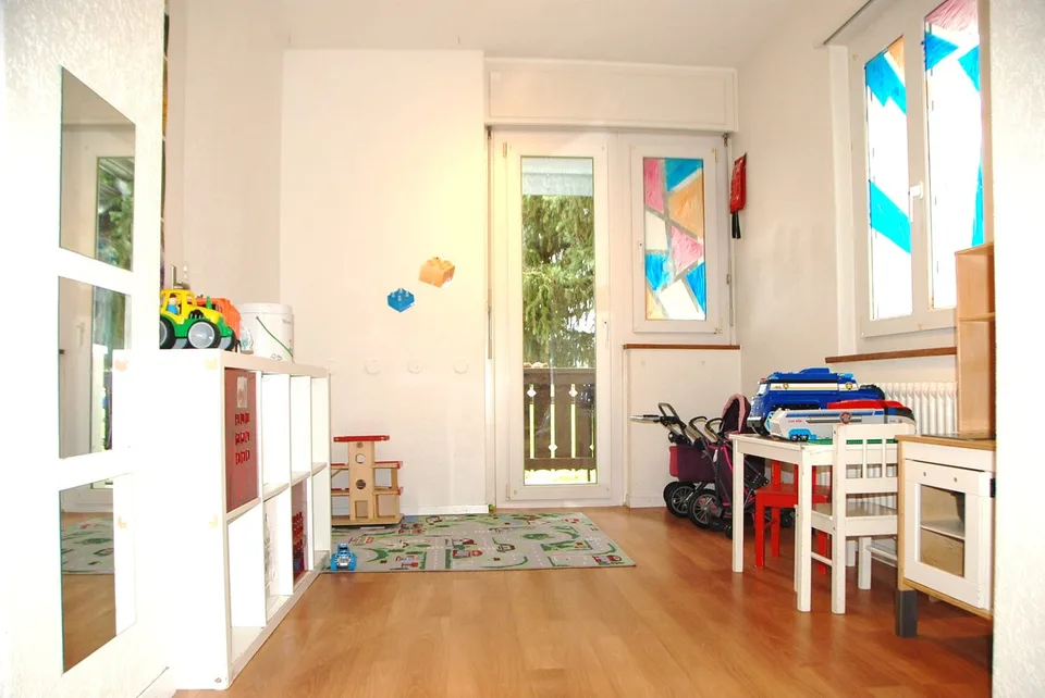 Casa a due famiglie affascinante con terreno edificabile