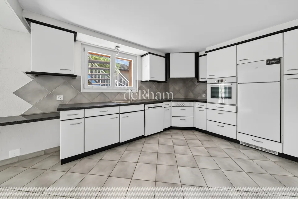 Villa de 2 appartements Avec grand potentiel, magnifique jardin