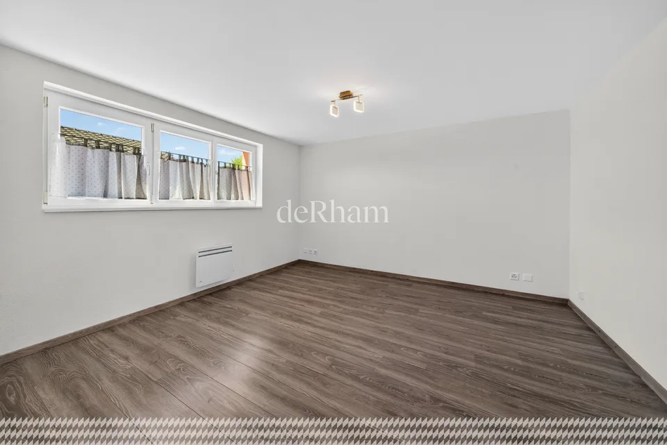 Villa de 2 appartements Avec grand potentiel, magnifique jardin
