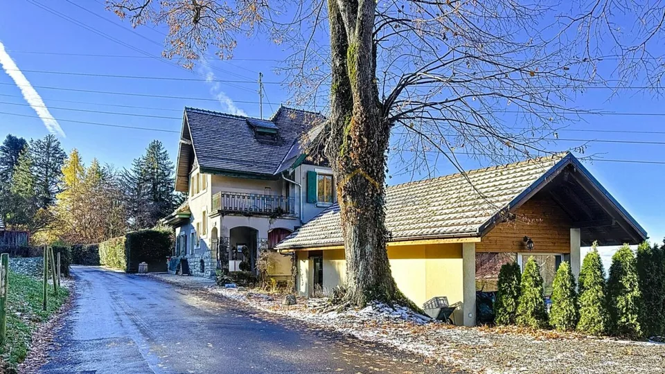 Grande maison de 2 logements