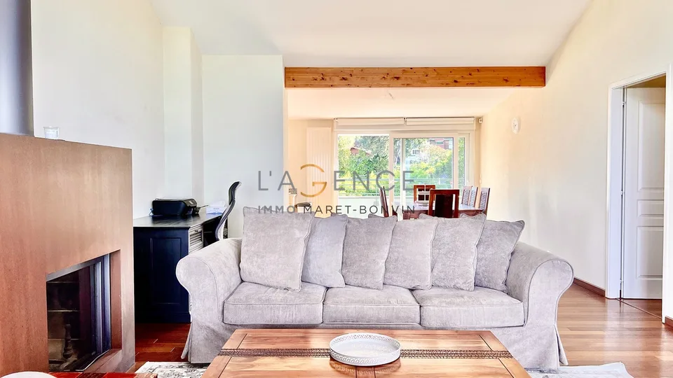 Penthouse-Wohnung mit 5.5 Zimmern und großer Terrasse
