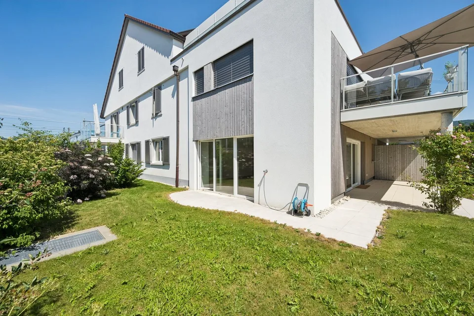 Charmant appartement en rez-de-chaussée, avec terrasse et jardin pr...