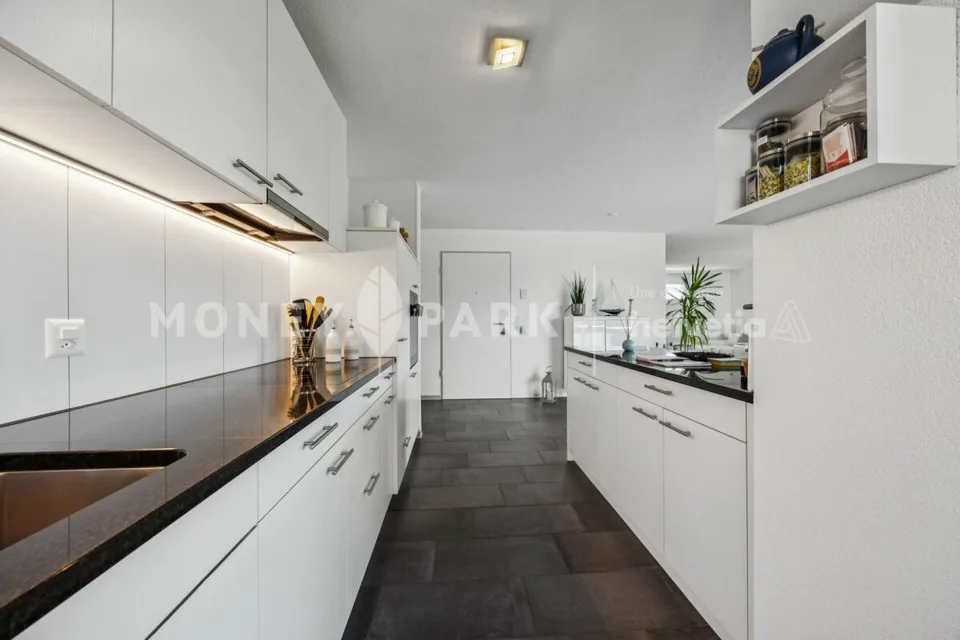 Schönes 4.5-Zimmer-Wohnung mit Balkon