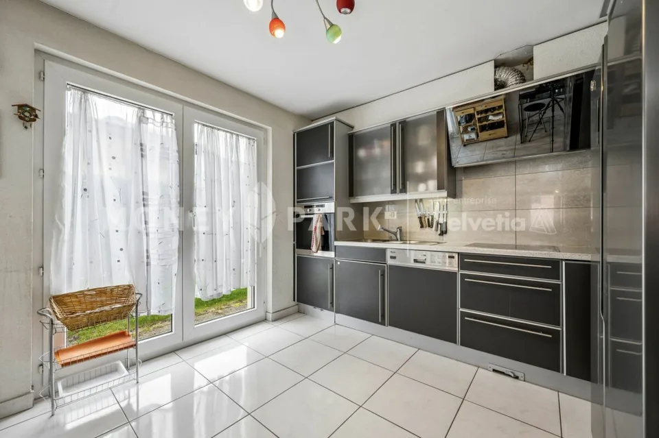 Villa familiare di 5 locali con giardino