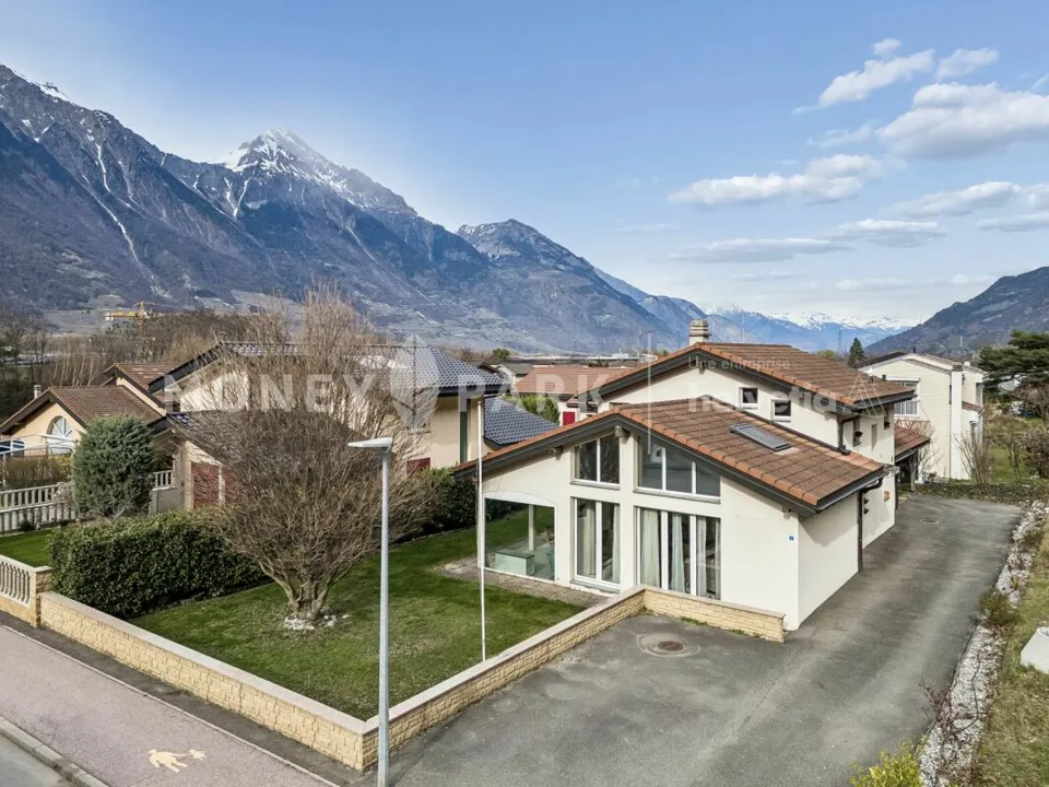 Villa familiale de 5 pièces avec jardin
