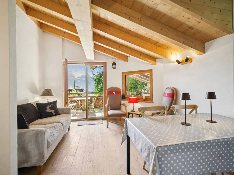 Splendid 4-room duplex in the center of Chesières