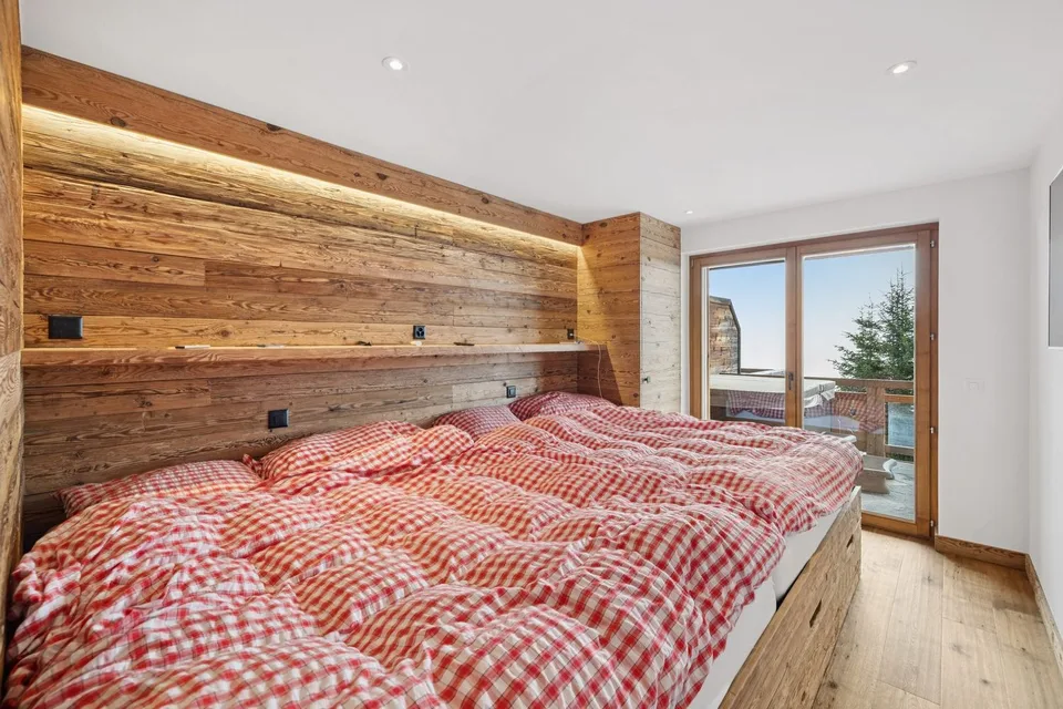 5,5 Zimmer - Wohlfühl-Thermalbad und Skifahren zu Füßen der 4 Täler