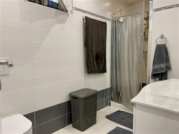 Canobbio: Maison mitoyenne 7 pièces – photo 22 sur 22