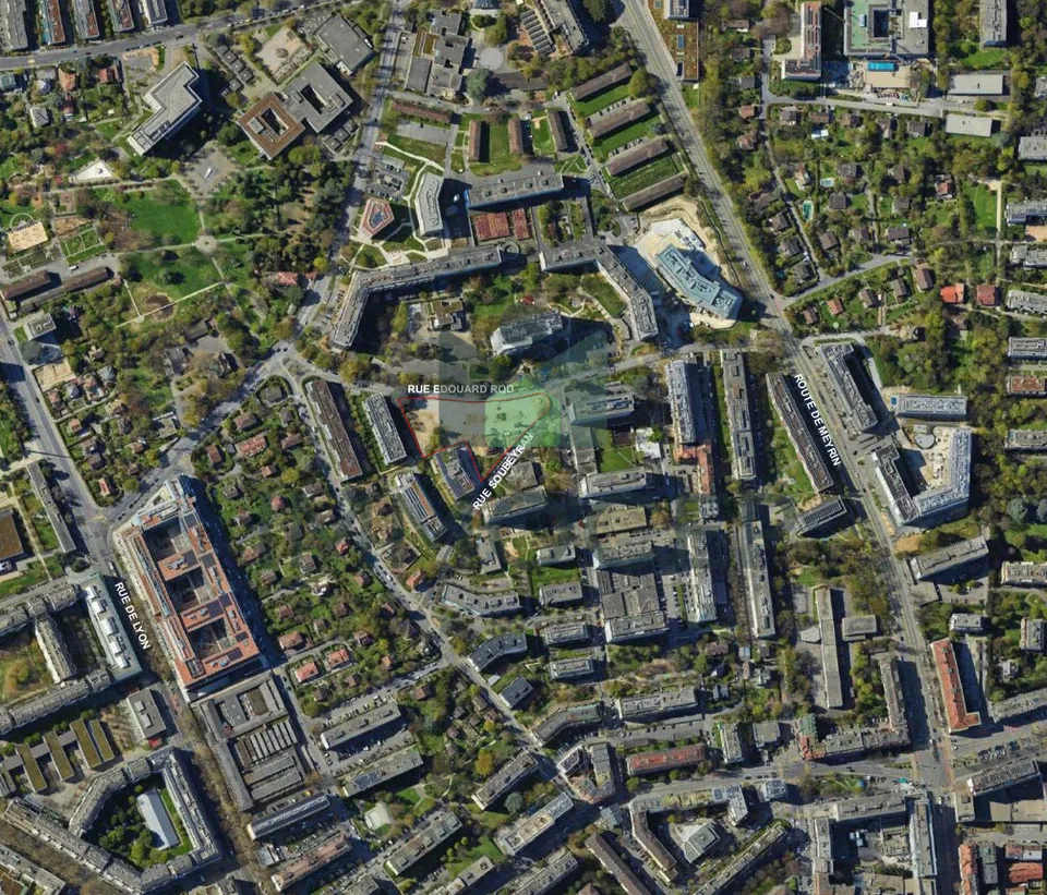 Belle arcade commerciale de 81 m² dans un immeuble neuf à Vieusseux