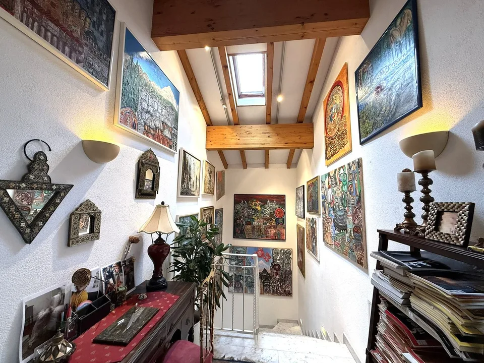 Große Villa mit 7,5 Zimmern, sehr nahe an Kindergarten, Grund- und Mittelschule – Foto 22 von 30