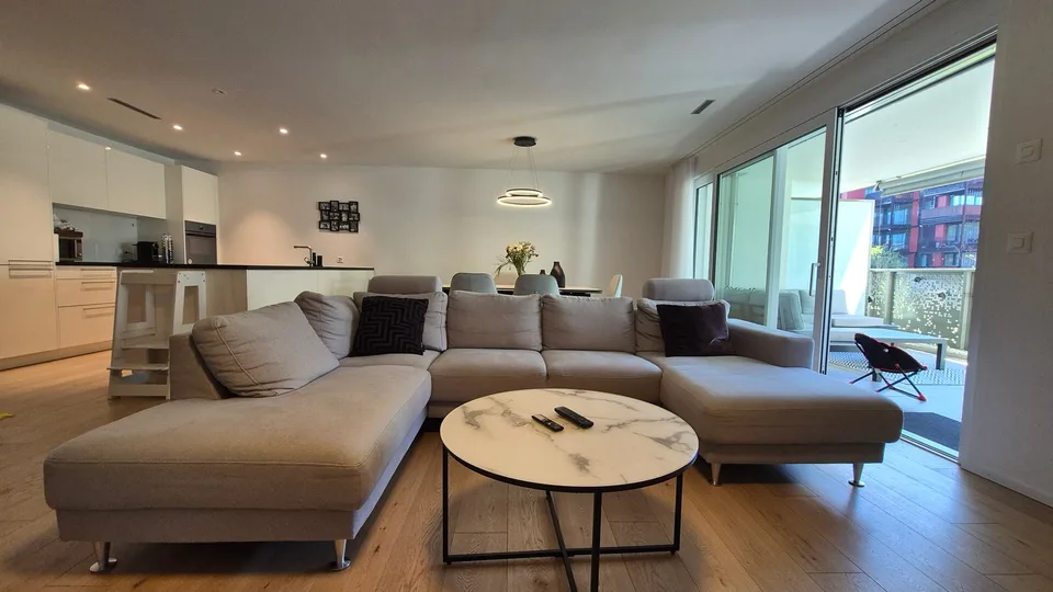 Moderne 4.5-Zimmer-Wohnung an ausgezeichneter Lage in Bülach