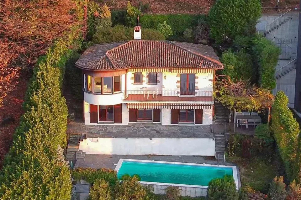 Villa con piscina e vista lago 180gradi - vendita diretta dal proprietario