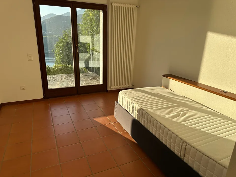 Villa con piscina e vista lago 180gradi - vendita diretta dal proprietario – foto 16 di 16