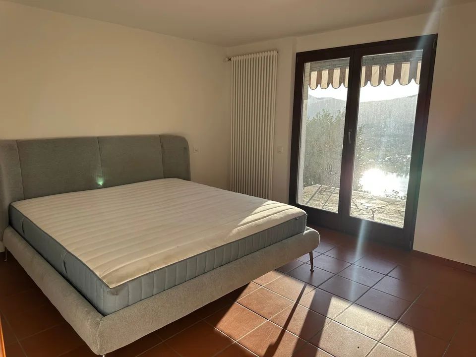 Villa con piscina e vista lago 180gradi - vendita diretta dal proprietario – foto 14 di 16