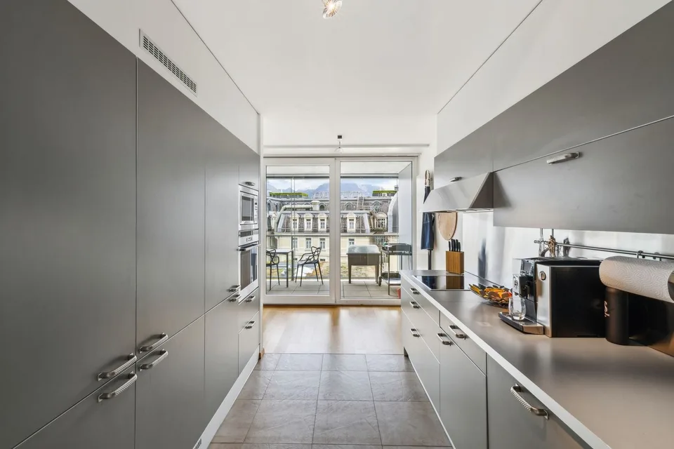 Montreux Zentrum - Elegantes 4.5-Zimmer-Wohnung nur wenige Schritte vom See entfernt