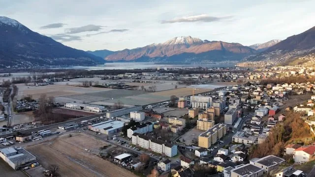 For sale in Lavertezzo - Building plot with a view of the Magadino plain and Lake Maggiore