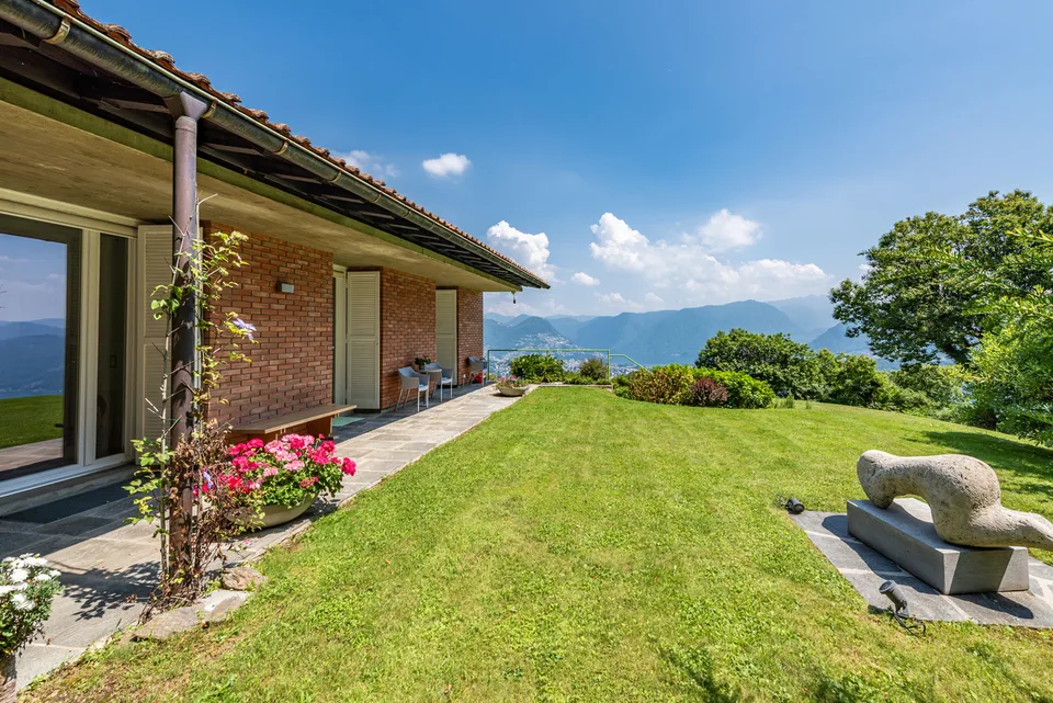 Villa Big Sur | Una villa di Alberto Camenzind a Cademario – photo 6 sur 13
