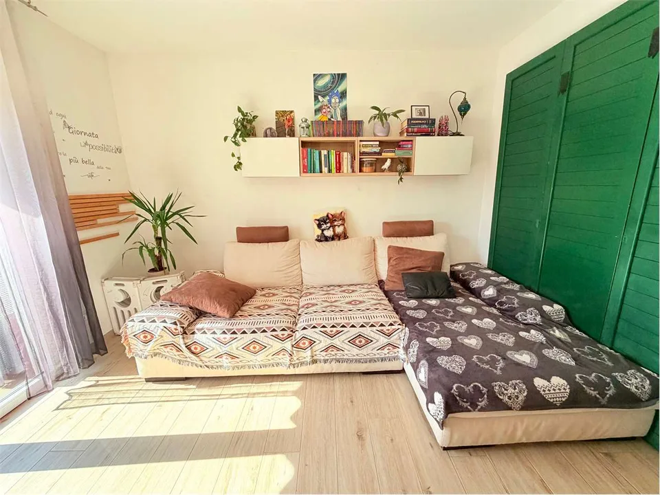 Casa di paese ristrutturata in posizione tranquilla e soleggiata, con