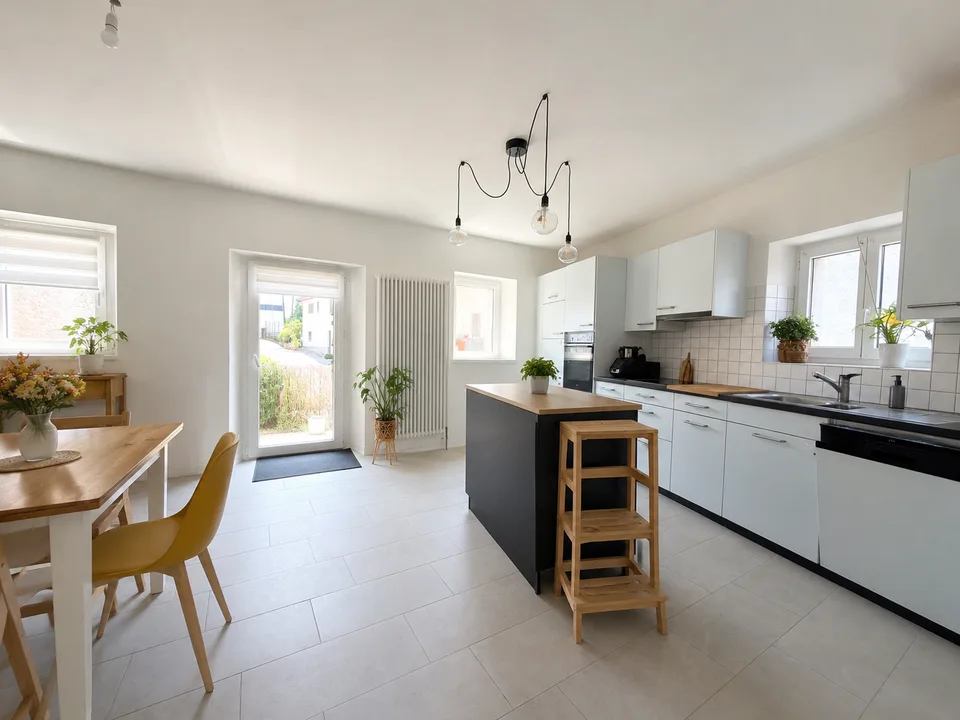 Casa unifamiliare di 4.5 locali a Cadempino con giardino e potenziale di ampliamento