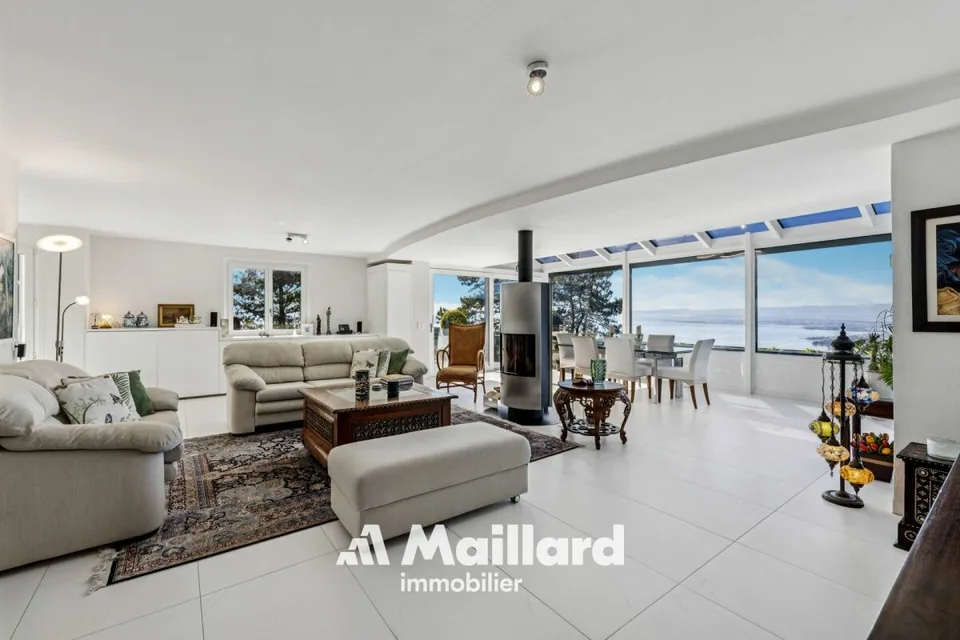 Maison avec magnifique vue à Grandvaux