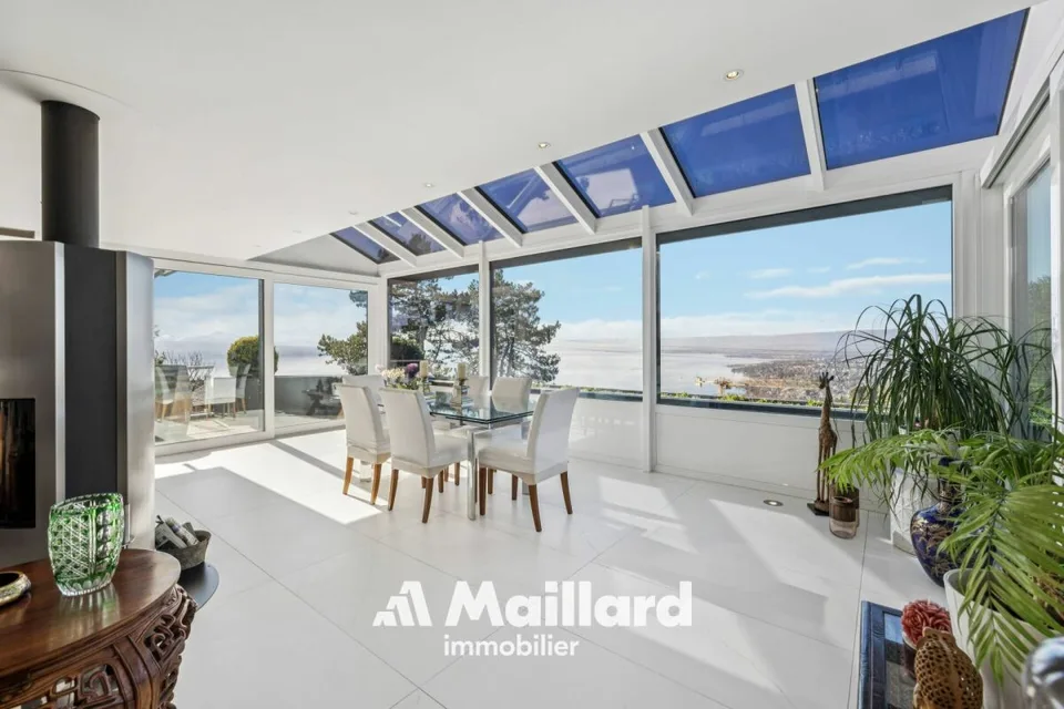 Maison avec magnifique vue à Grandvaux