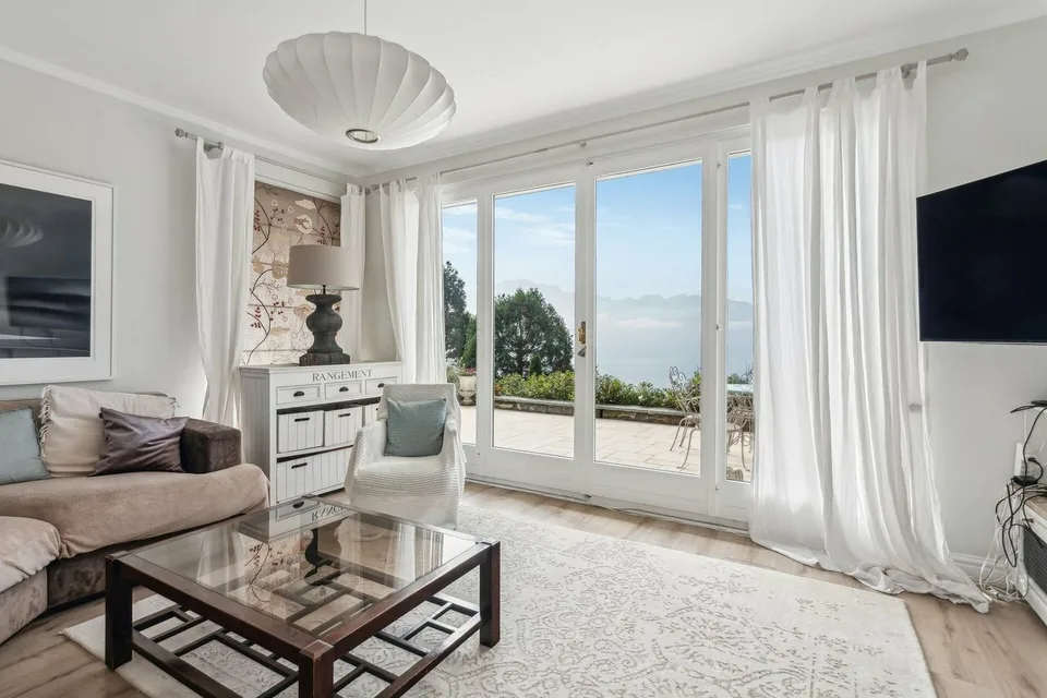Per investitori! Magnifica villa con vista panoramica sul lago – foto 6 di 13