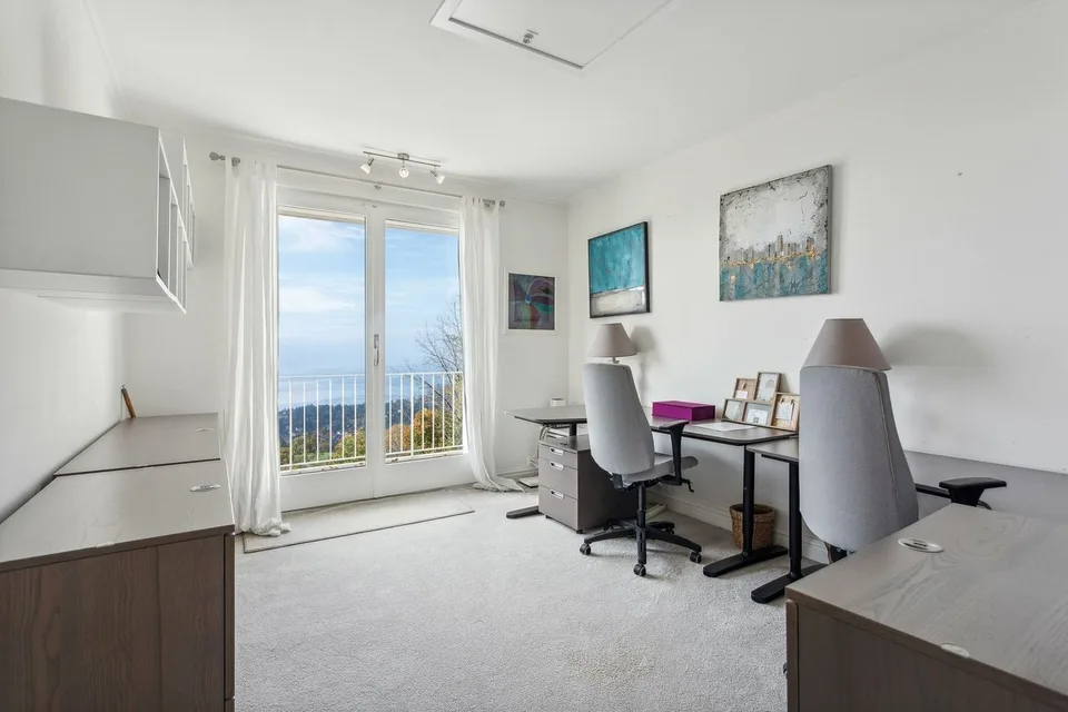 Per investitori! Magnifica villa con vista panoramica sul lago – foto 13 di 13