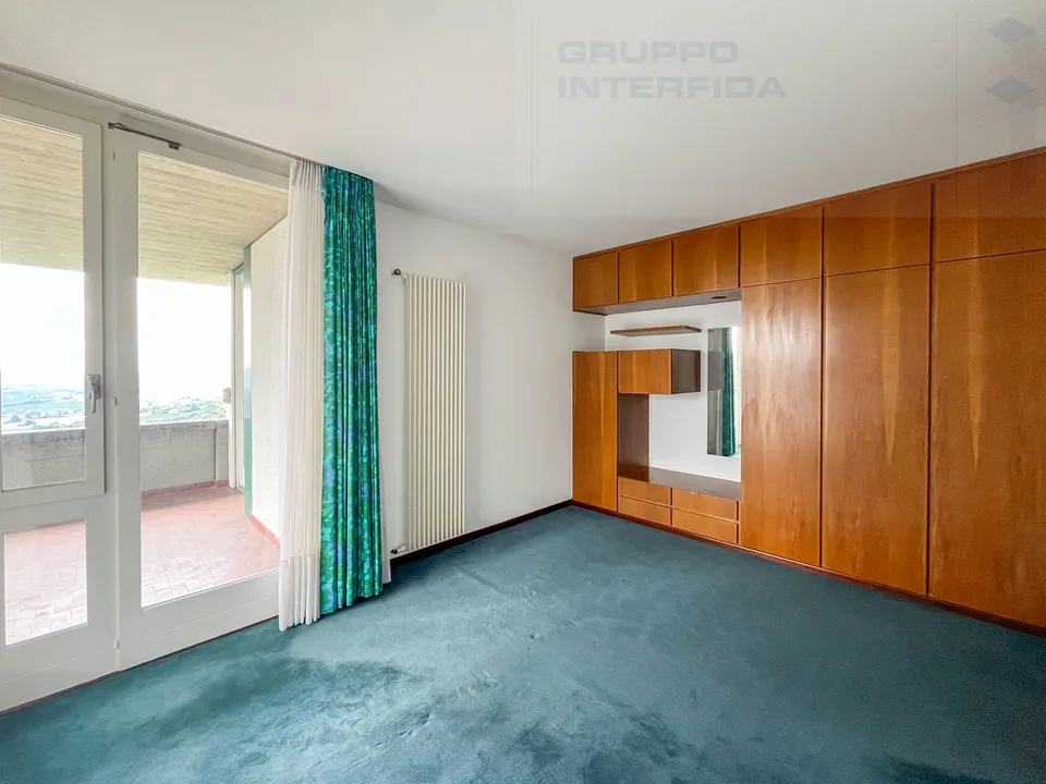 VILLA CONTEMPORANEA CON PISCINA – foto 11 di 13