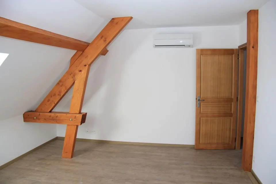 Zu verkaufen - Immobilienensemble aus zwei Reihenhäusern - Relans (Jura) – Foto 11 von 13