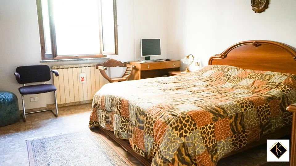 Exclusive lake-view apartment