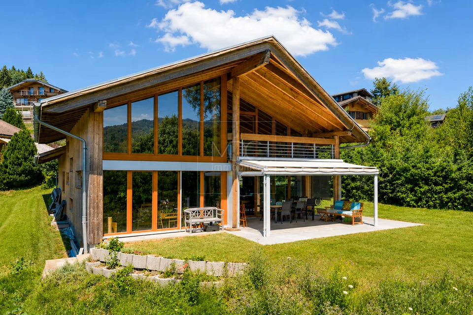 Beau châlet contemporain avec vue panoramique à Châtel-St-Denis