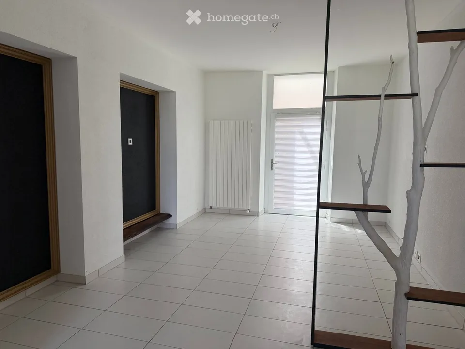 Colombier: in affitto superbo appartamento di 3.5 locali al pian terreno