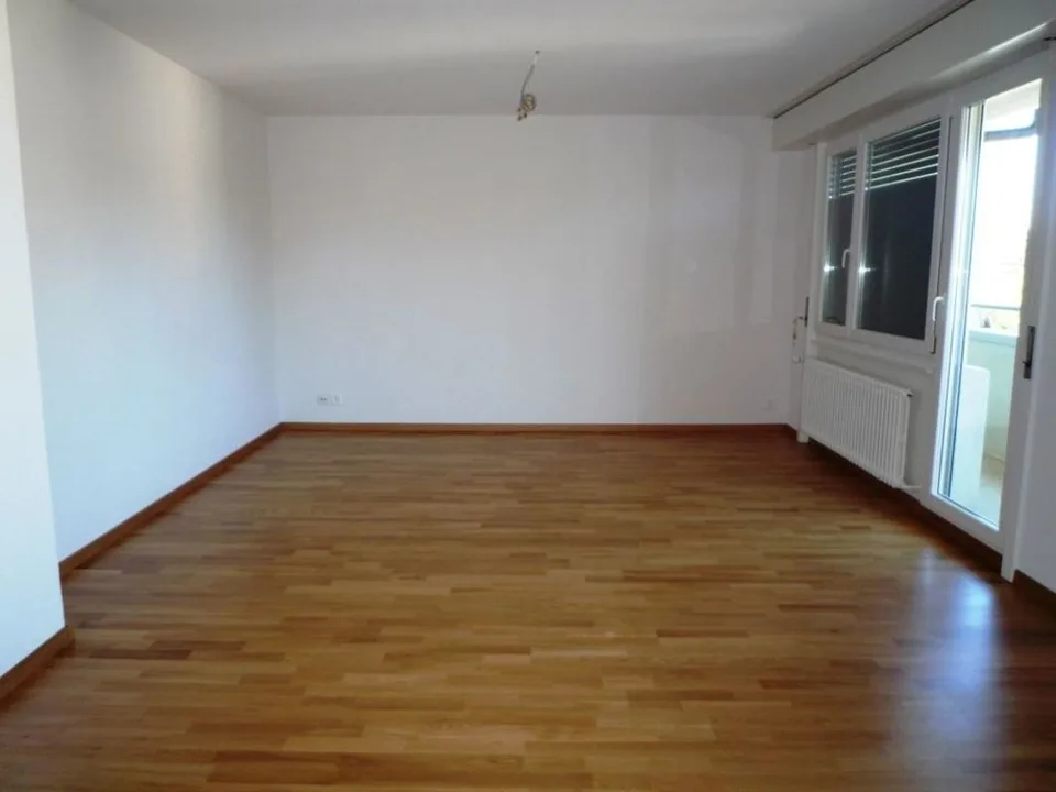 Schönes 4-Zimmer-Apartment in ruhiger Nachbarschaft nahe dem See!