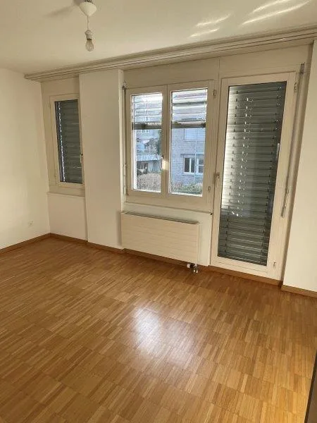 Wunderschöne und weiträumige 3.5-Zimmer Wohnung zu vermieten