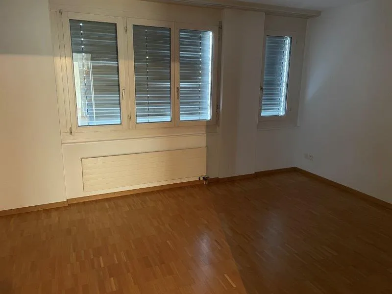 Wunderschöne und weiträumige 3.5-Zimmer Wohnung zu vermieten
