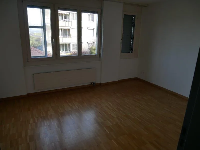 Wunderschöne und weiträumige 3.5-Zimmer Wohnung zu vermieten