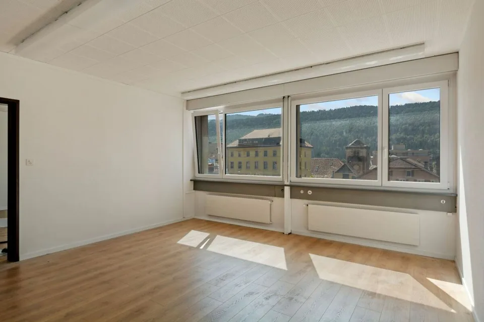 St-Imier, bureau / cabinet idéalement situé, surface dès 27m2 – photo 8 sur 13