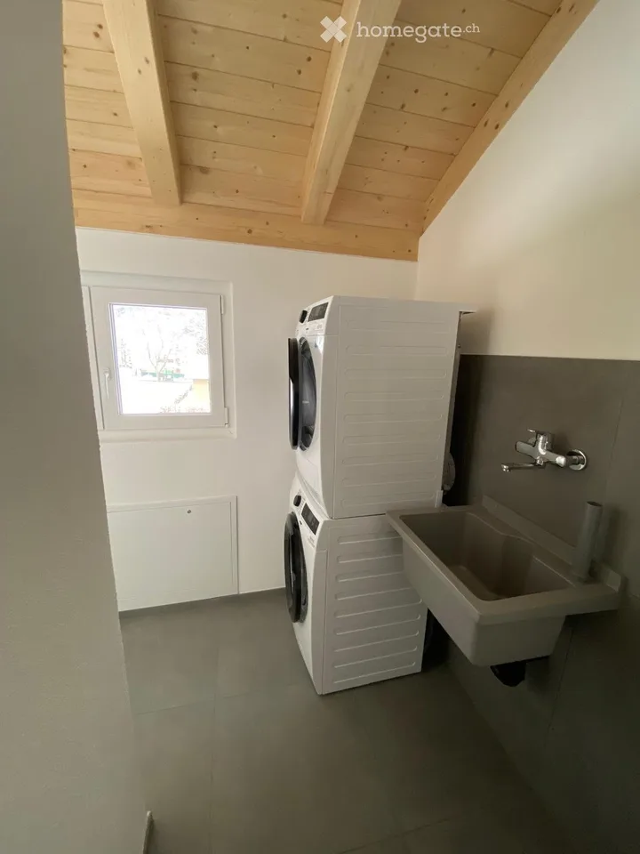 Rent new 5-room duplex in Olivone