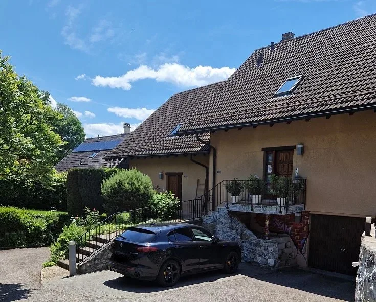 Villa mitoyenne de 6 pièces