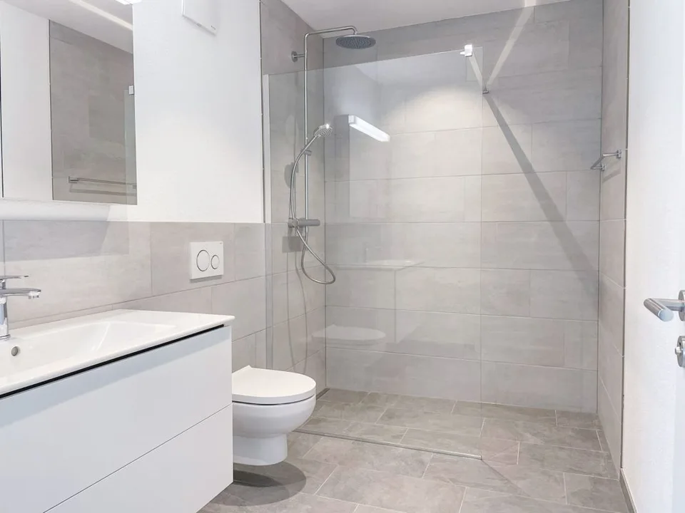 1. Loyer net cadeau ! Appartement de jardin exclusif 3½ pièces dans un excellent emplacement à Reitnau !