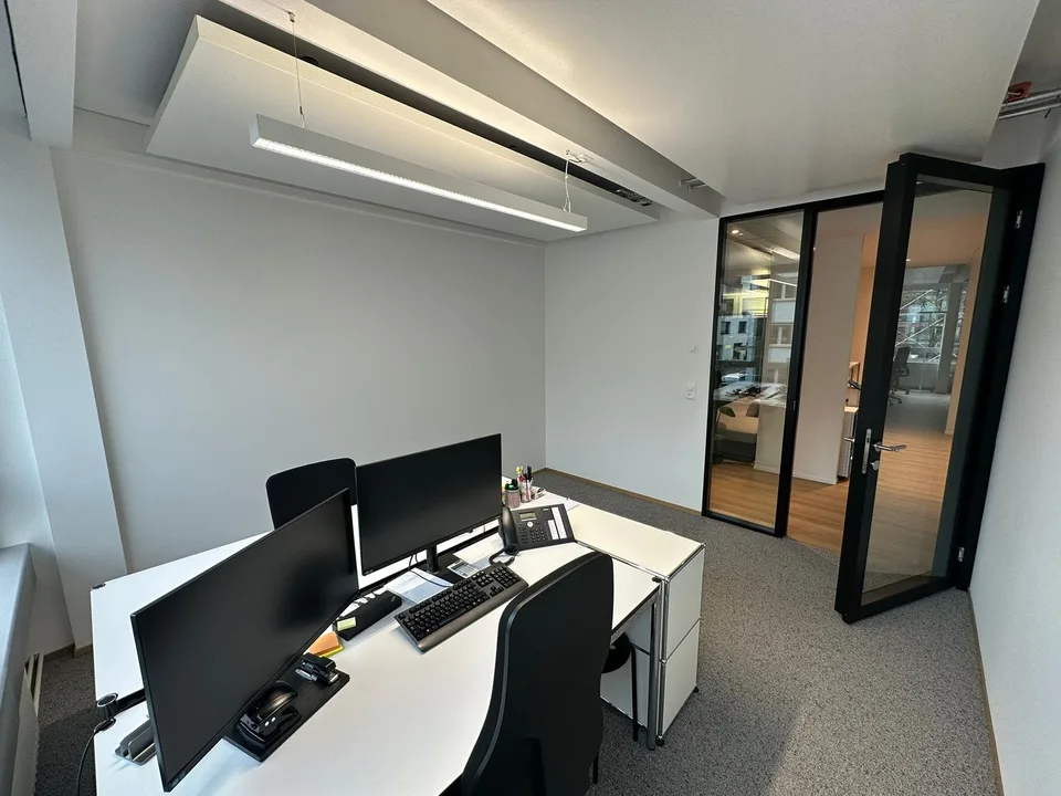 Komplett eingerichtetes, privates Büro exklusiv für Sie und Ihr Team – Foto 9 von 13
