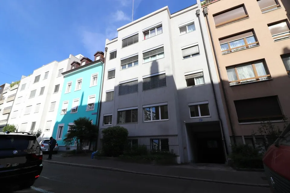 Im Gundeli - Einstellplatz zu vermieten