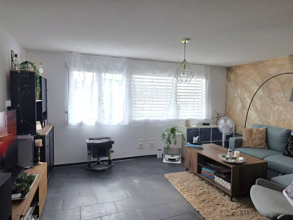Charmante maison jumelée 4.5 pièces dans un quartier calme à Füllinsdorf