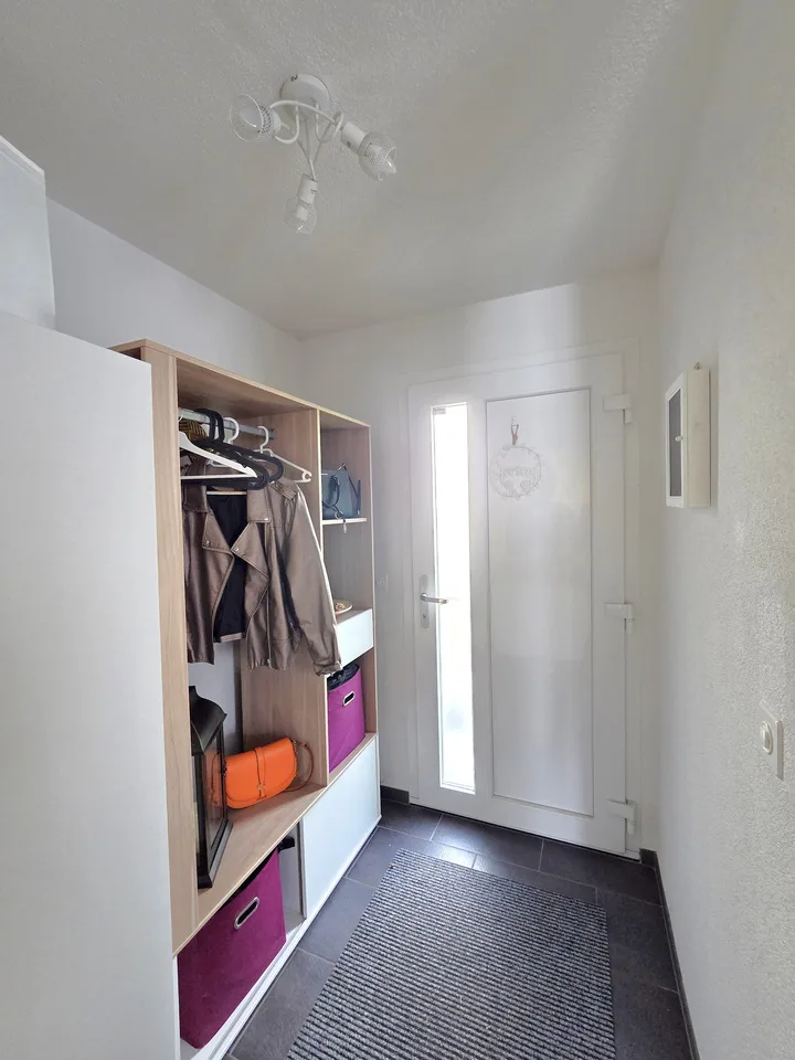 Charmante maison jumelée 4.5 pièces dans un quartier calme à Füllinsdorf