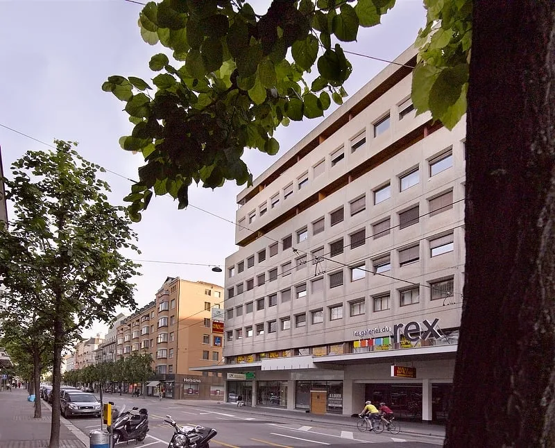 Opportunité rare : arcades commerciales au cur du centre-ville !
