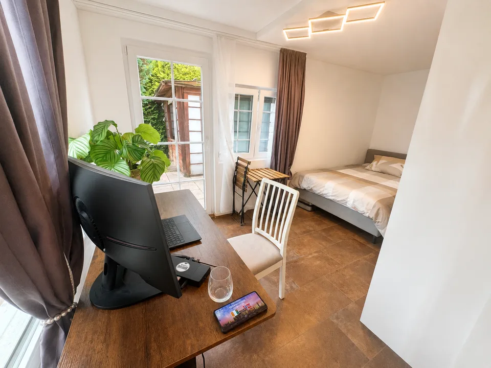 Moderne 2-Zimmer-Wonung mit eigener Terrasse in Ennetbaden