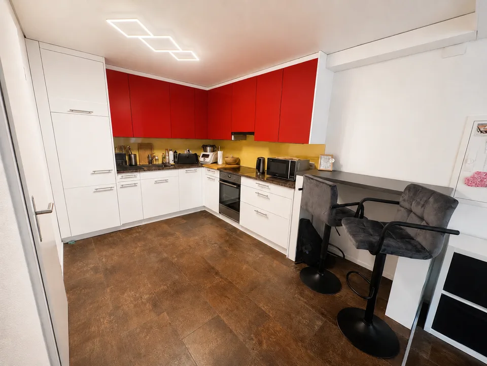 Moderne 2-Zimmer-Wonung mit eigener Terrasse in Ennetbaden