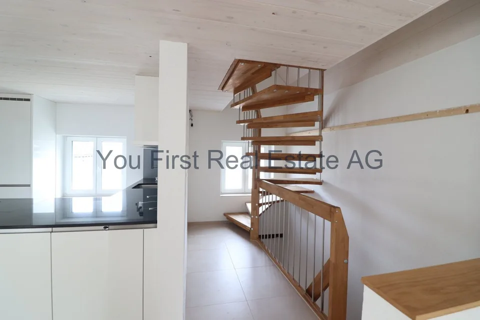 ERSTBEZUG : Maisonette-Wohnung im Herzen von Oberwil – Foto 6 von 12